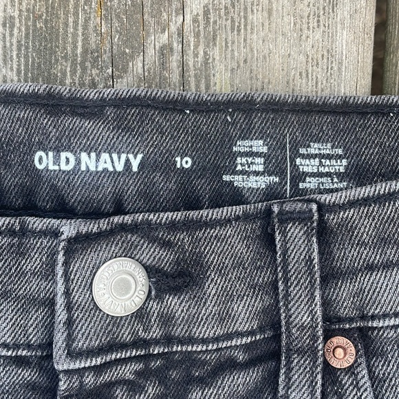 Old Navy Heathered Black Higher High Rise Sky Hi A Line Jean Denim Shorts - Picture 2 of 5